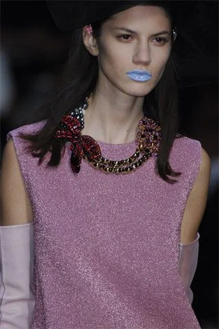 Look 17